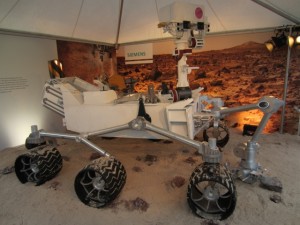 Modell des Mars Rover Curiosity in Originalgröße